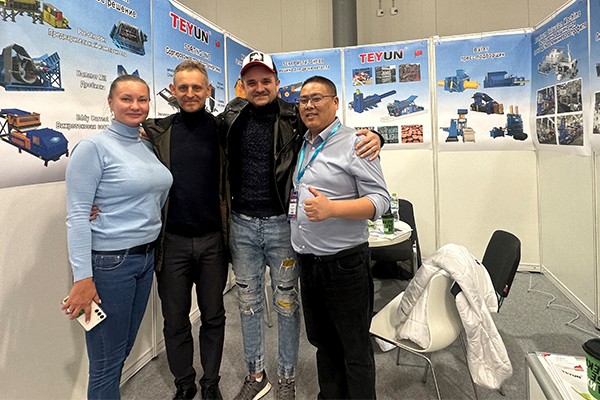 Những kỷ niệm đẹp về METAL-EXPO ở Moscow