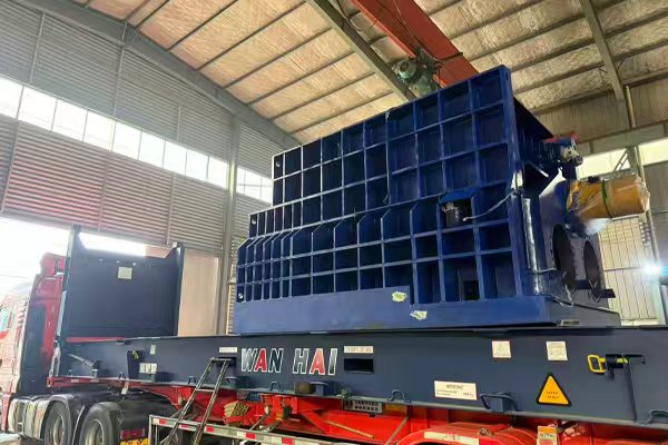 Kéo cắt container Teyun nhận được đơn hàng lặp lại lần thứ ba từ Dubai